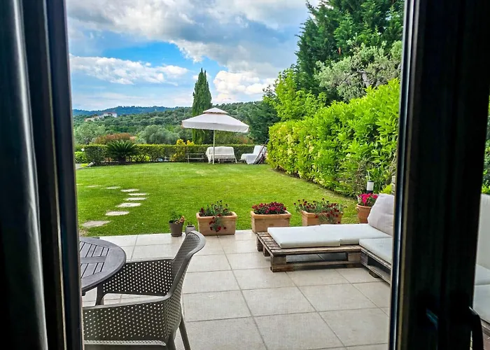 Angelo'S Elegant Summer House
